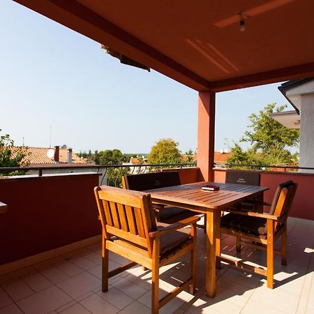 Apartments Banic Пореч Экстерьер фото