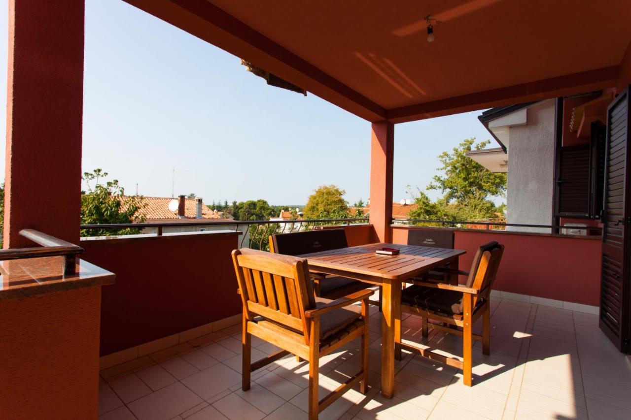 Apartments Banic Пореч Экстерьер фото