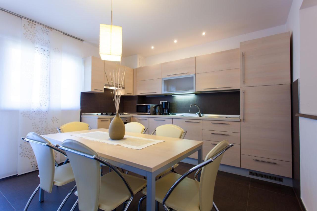 Apartments Banic Пореч Экстерьер фото