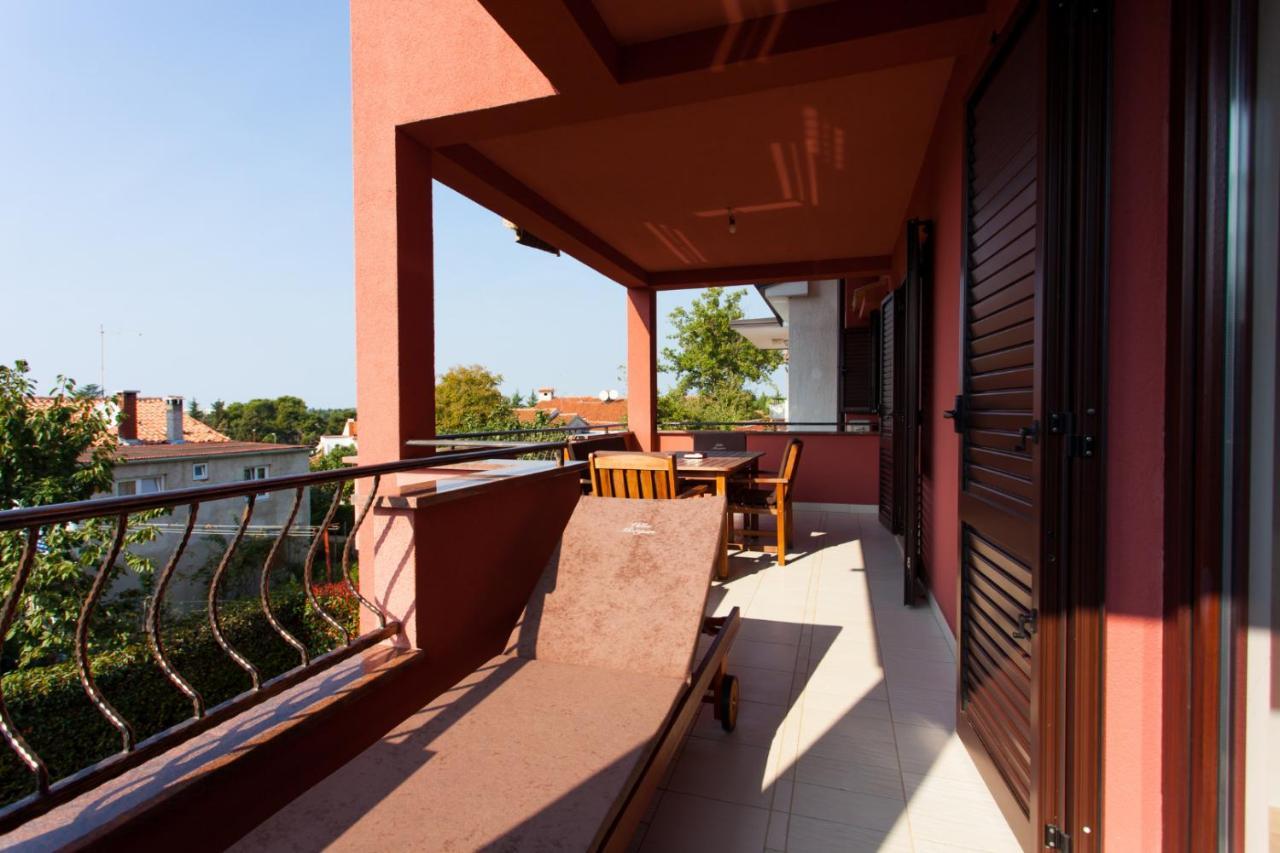 Apartments Banic Пореч Экстерьер фото